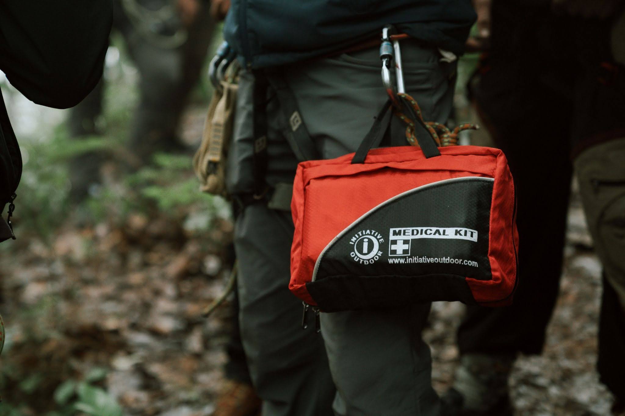 What Paper Should Go in a Go Bag for Emergency Kits