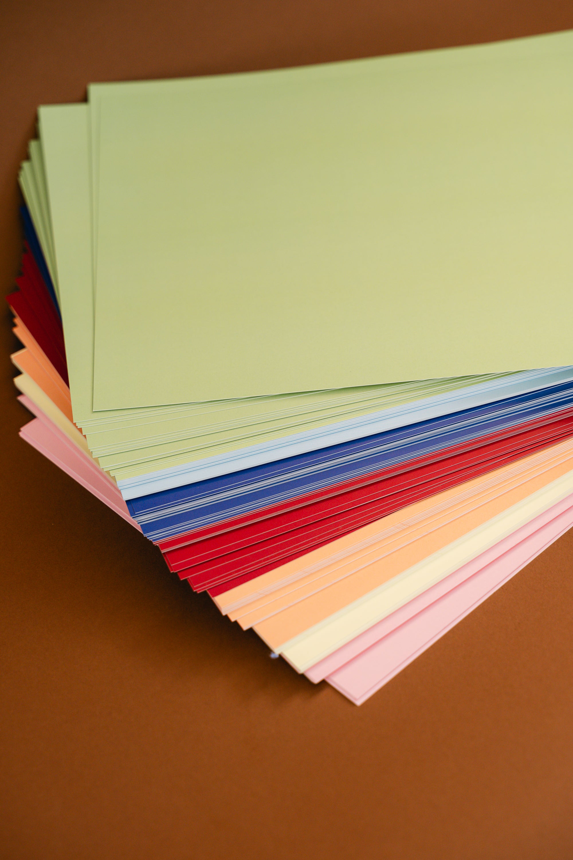 Paquete de muestra de papel de colores
