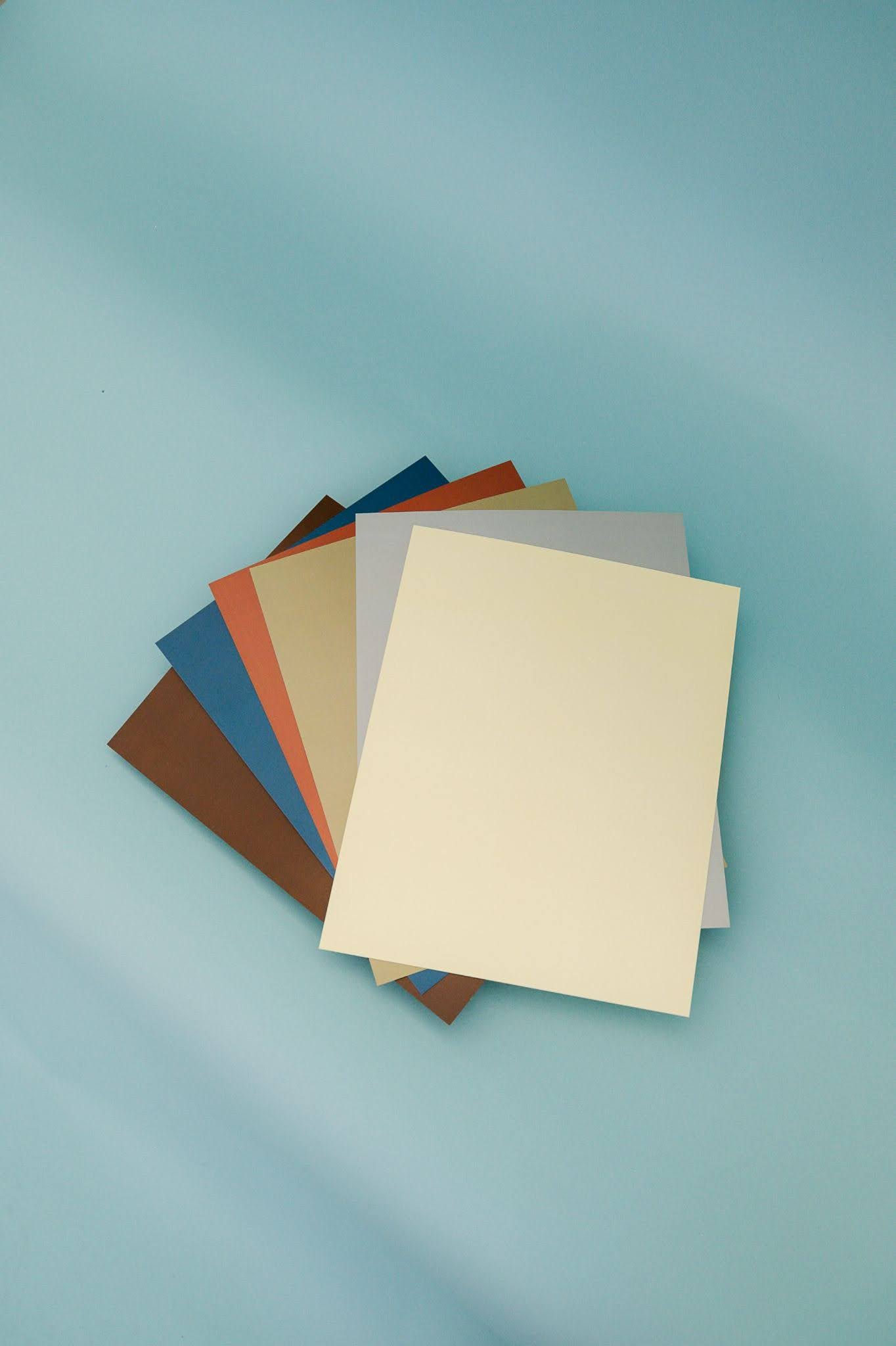 How to Choose Waterproof Paper Thickness Based on Print Type and Use Case