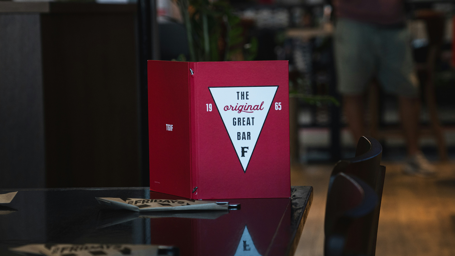 Menu Holder Solutions: Types, Costs, and Use Cases