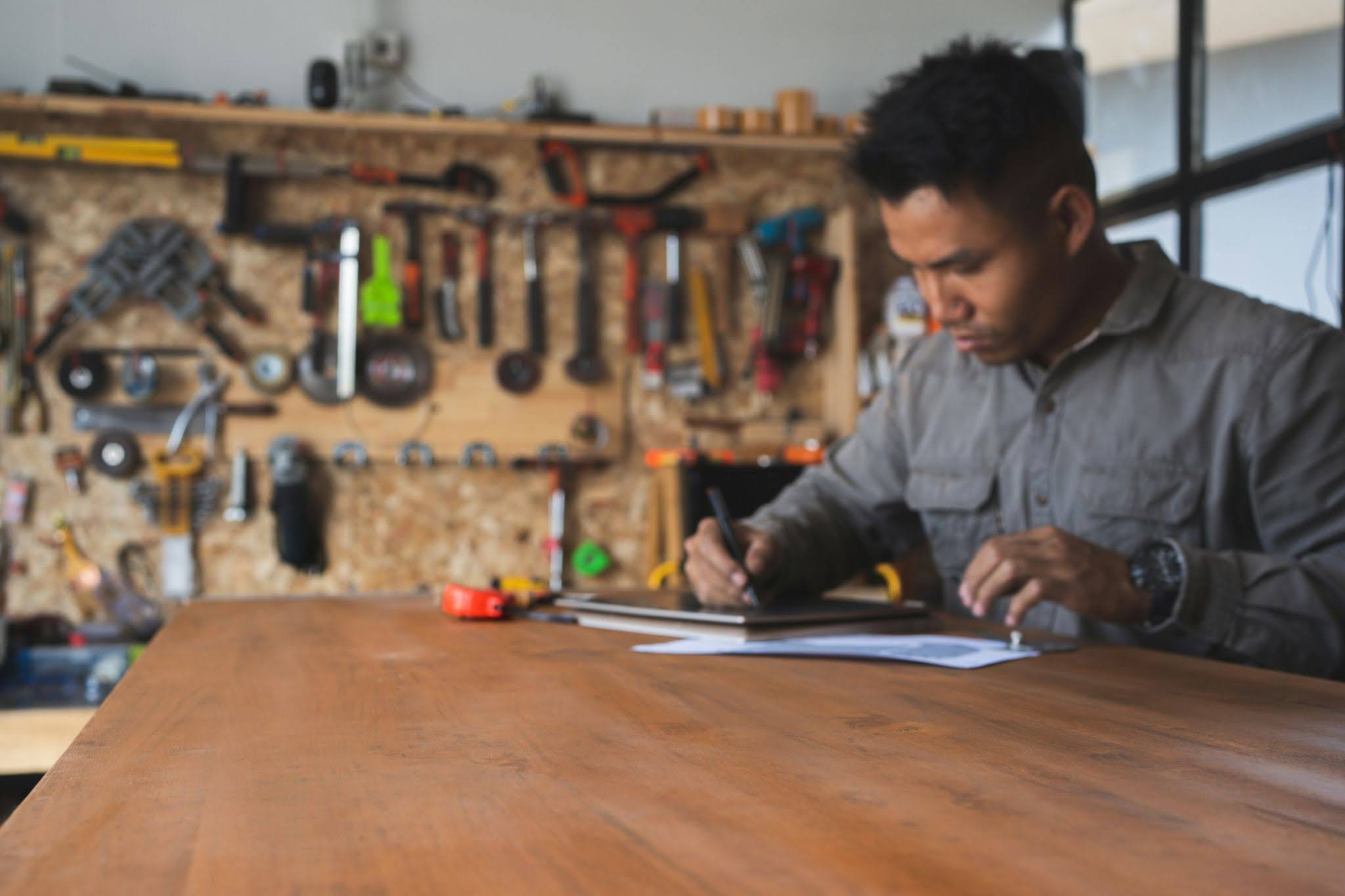 What are the Pros and Cons of Using TerraSlate for Gear Manuals?