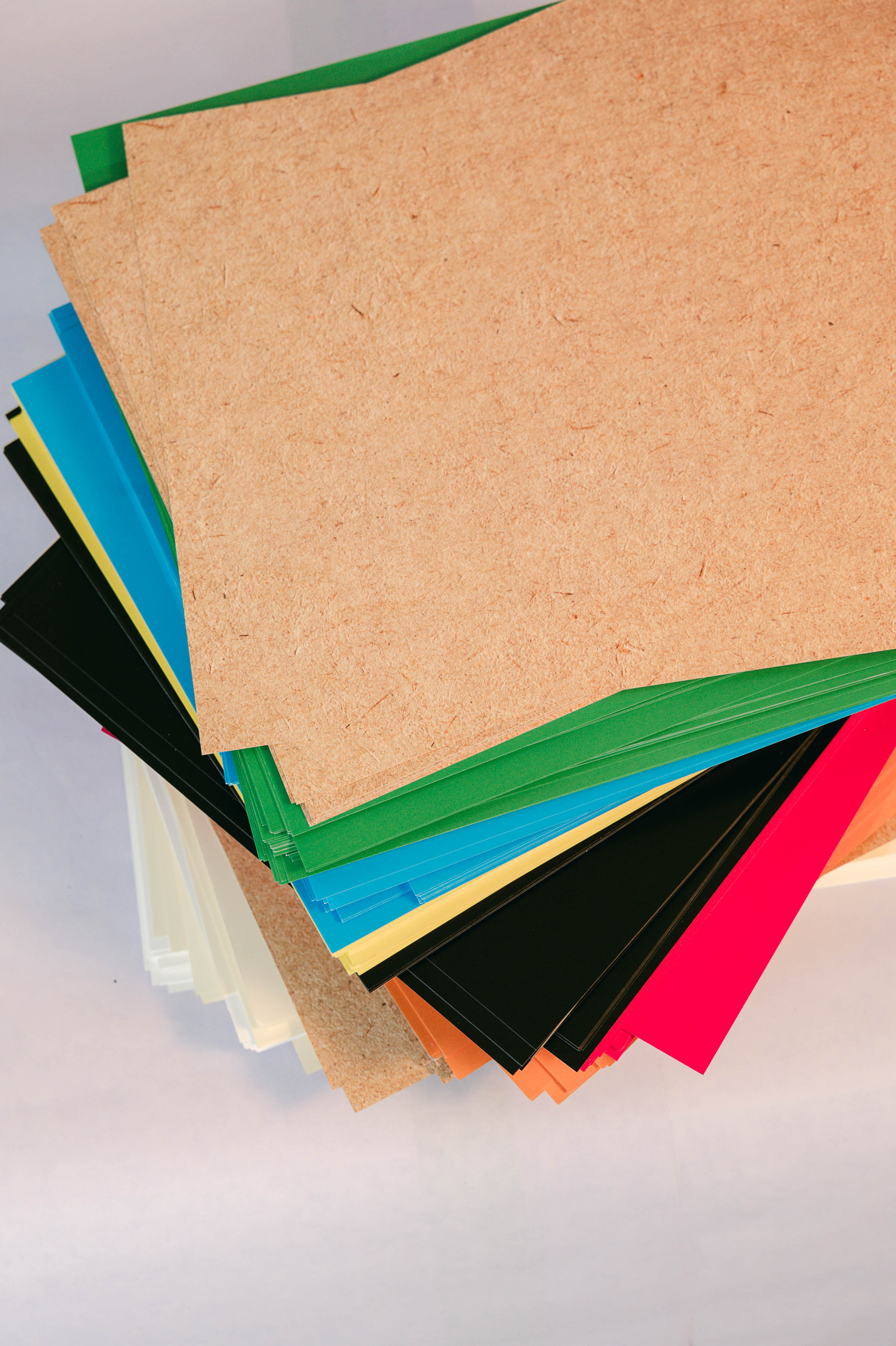 Papier de couleur imperméable !